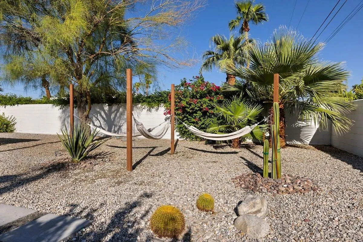 Martini Weekend Villa Palm Springs