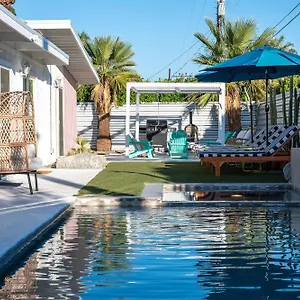 Lux Villa 5Br Pool, Putting Green, Bikes, Views! Palm Springs